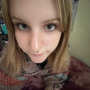 Meet your Posher, Jade